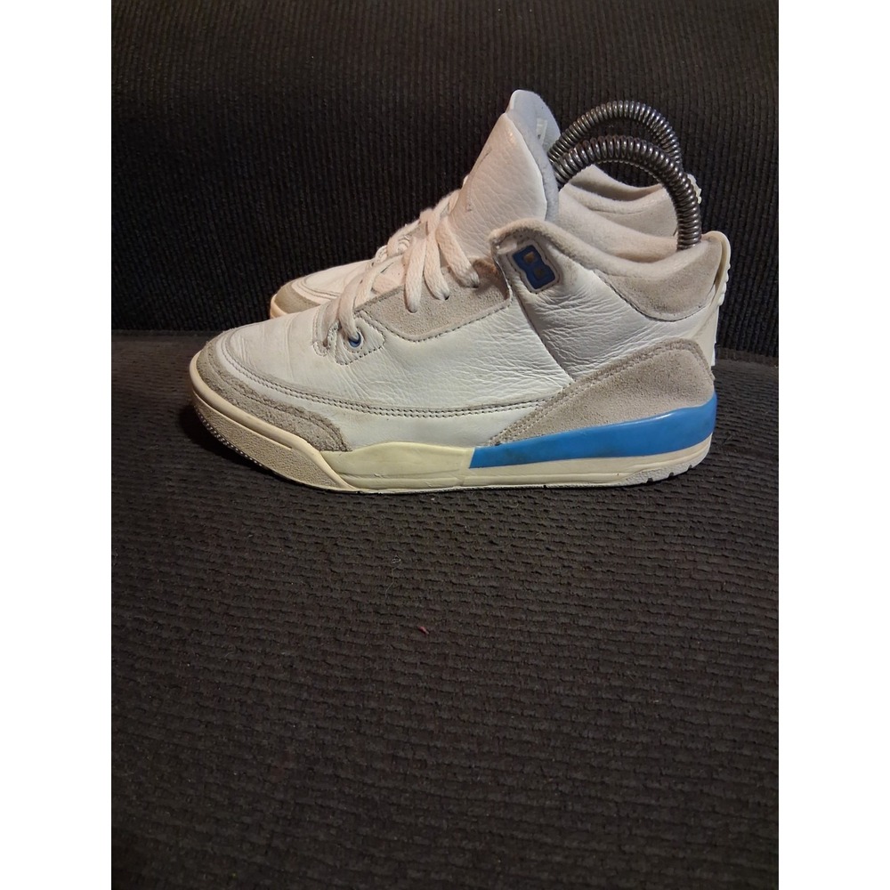 Nike Air Jordan 3 'Lucky Shorts' Preschool White Sneakers Size 3Y DM0966-101